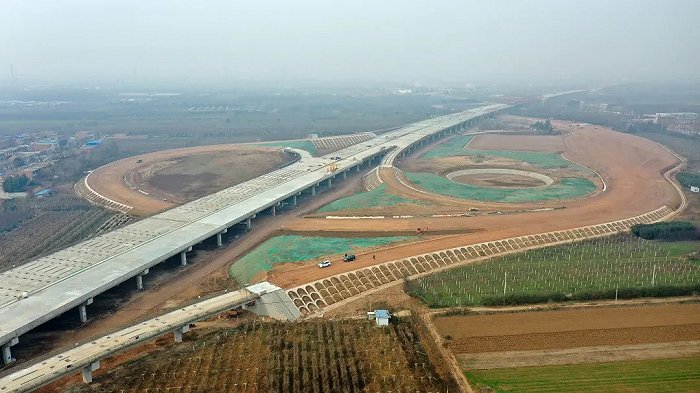 變廢為寶 600多萬噸建筑垃圾鋪筑高速公路，開啟公路工程綠色新篇章